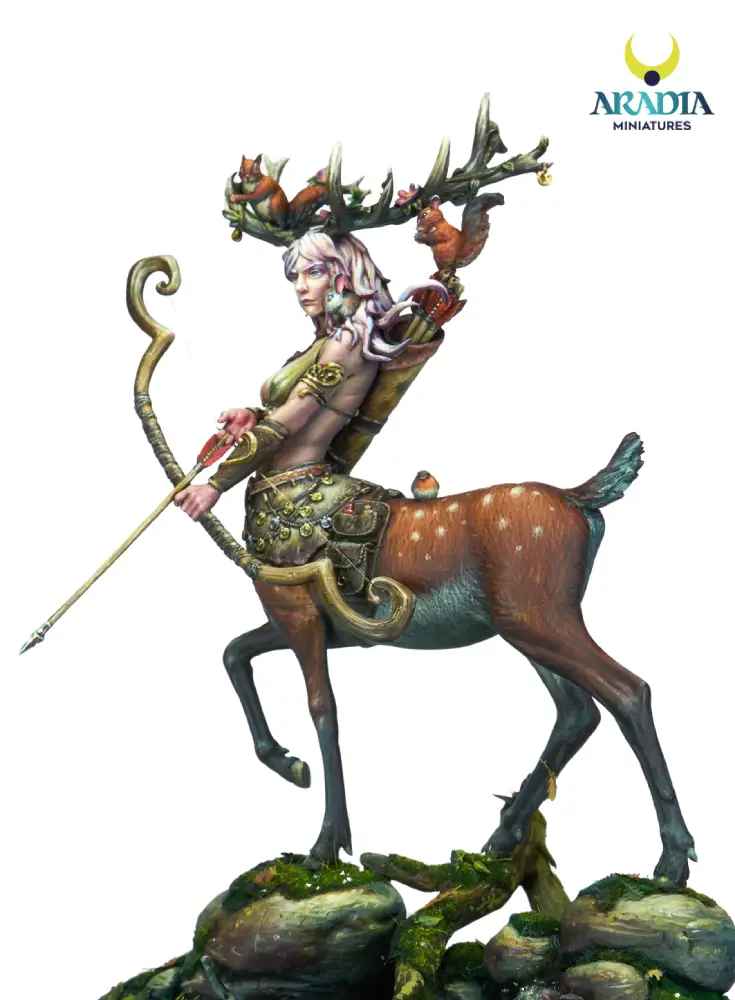 Diana miniature – three-quarter view with drawn bow