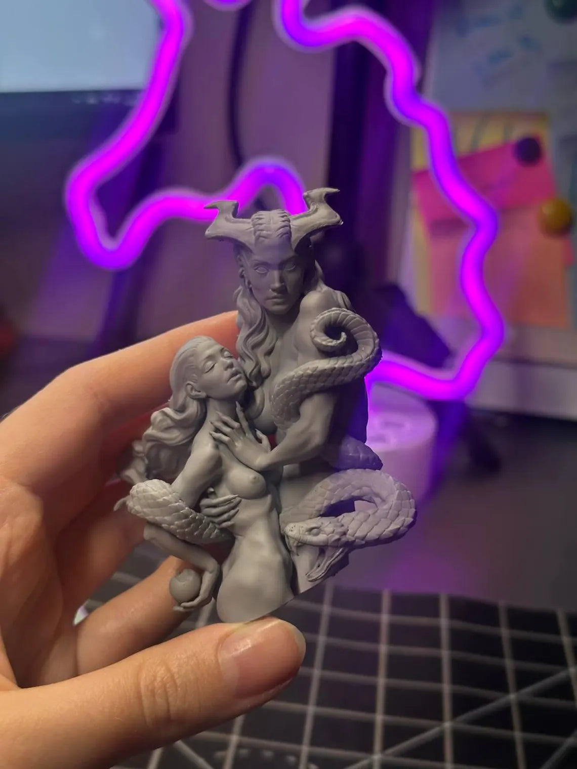 Mother of the fall 3d resin cast miniature bust